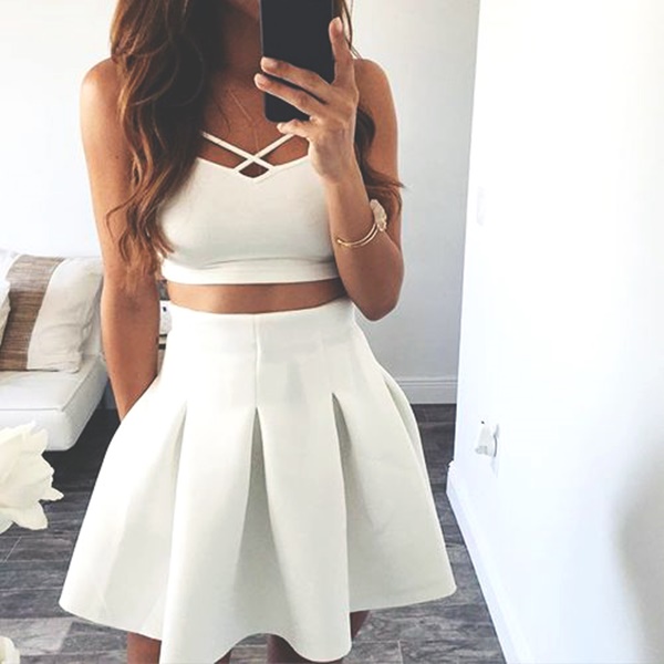 cute skirt and crop top outfits